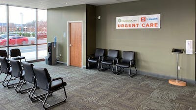 ChristianaCare-GoHealth Urgent Care in Newark - Lobby 